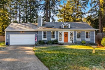 3813 Vassar Loop SE, Olympia, WA 98503