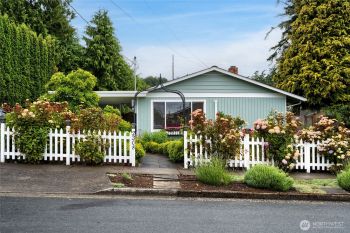 2308 E Avenue , Anacortes, WA 98221