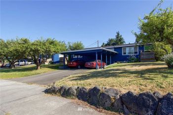 102 E Park Avenue , Port Angeles, WA 98362