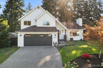 24295 31st Avenue W, Brier, WA 98036