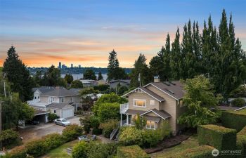 3021 W Mercer Way , Mercer Island, WA 98040