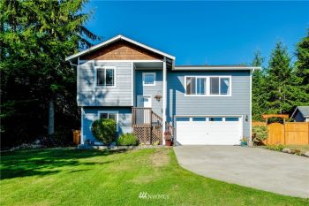 7731 Blarney Stone Place NW, Silverdale, WA 98383