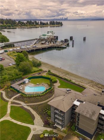 428 Harborview Drive SE, Bainbridge Island, WA 98110