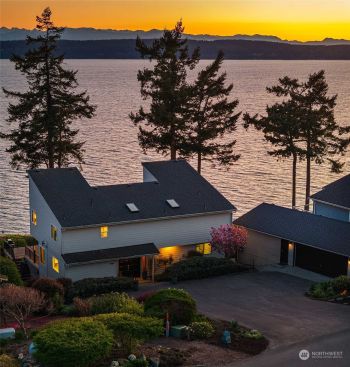 3480 Timothy Way , Camano Island, WA 98282