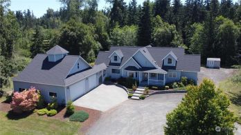 215 Equus Lane , Sequim, WA 98382
