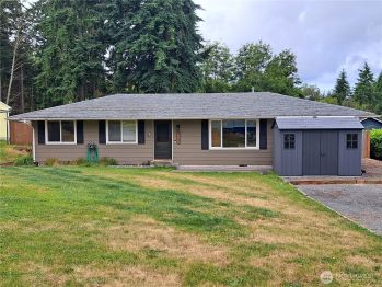3127 Summit Boulevard , Oak Harbor, WA 98277