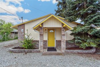 205 W Hammond Street , Sequim, WA 98382