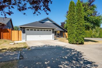 10716 63rd Drive NE , Marysville, WA 98270