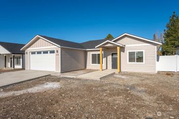 419 SE 3RD , Ephrata, WA 98823