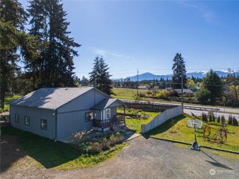 72 Levig Road , Port Angeles, WA 98362