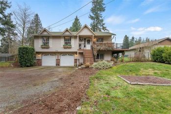 771 W Vista Drive , Camano Island, WA 98282