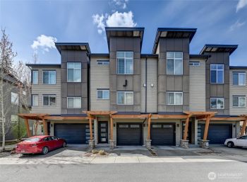 19225 Damson Road #J2, Lynnwood, WA 98036
