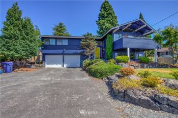 1867 N Hawthorne Drive , Tacoma, WA 98406-1917