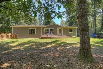 9409 Lawrence Drive SE, Port Orchard, WA 98367-9074