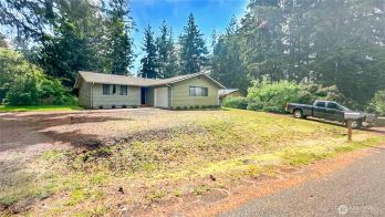 211 SE Clematis Avenue , Shelton, WA 98584