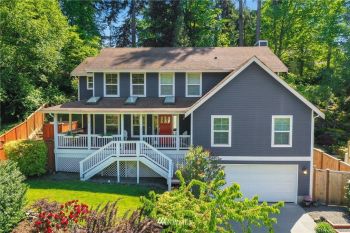 763 Klickitat Place NE, Bainbridge Island, WA 98110