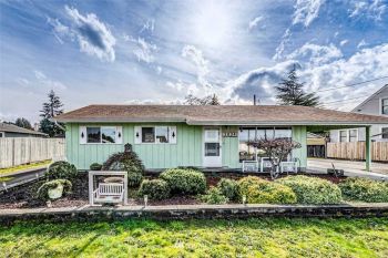 2034 E 3rd Avenue , Port Angeles, WA 98362