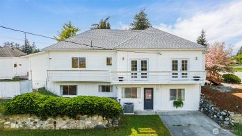 1301 14th Street , Anacortes, WA 98221