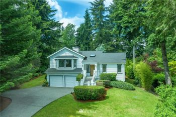 11193 Blue Pond Place NE, Bainbridge Island, WA 98110