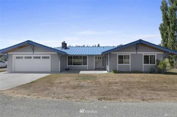 4494 Monkey Hill Road , Oak Harbor, WA 98277