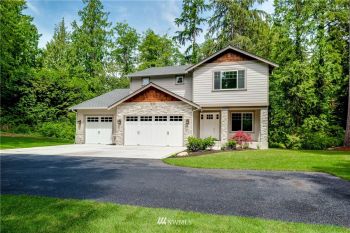 7330 NE Dolphin Drive , Bainbridge Island, WA 98110