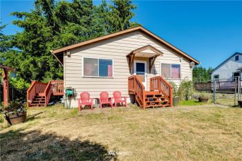 1301 Humphrey Avenue , Bremerton, WA 98312