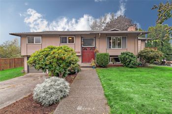 6122 66th Drive SE, Snohomish, WA 98290