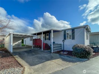 10601 61st Street E #117, Puyallup, WA 98372