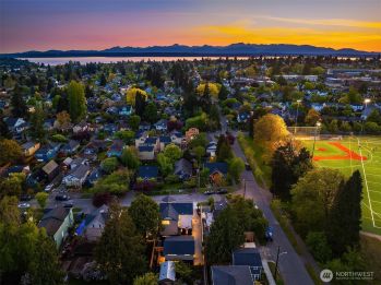 7356 21st Avenue NW, Seattle, WA 98117