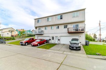 789 12th Street , Bremerton, WA 98337