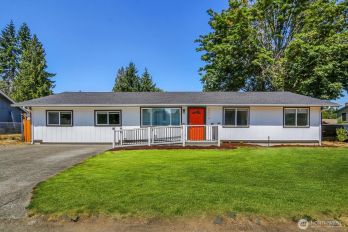 2614 Mt Mckinley Court , Puyallup, WA 98374-1326