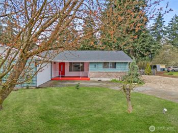 5602 44th Avenue E, Tacoma, WA 98443