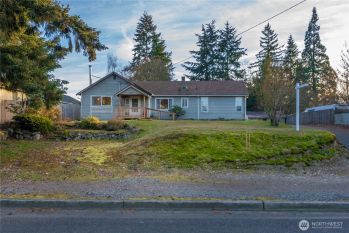 9424 128th Street E, Puyallup, WA 98373