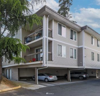 1475 N 200th Street #305, Shoreline, WA 98133-3209