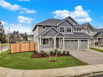 10922 71st Avenue Ct E, Puyallup, WA 98373