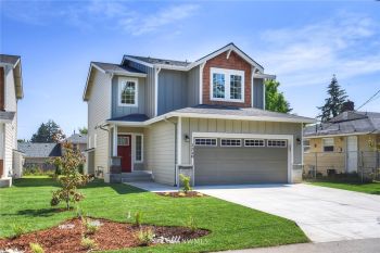 1340 N Lafayette Avenue , Bremerton, WA 98312