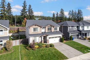 12709 Emerald Ridge Boulevard E, Puyallup, WA 98374