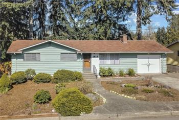 3812 S 305th Place , Auburn, WA 98001