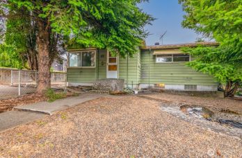 1518 N Wycoff Avenue , Bremerton, WA 98312