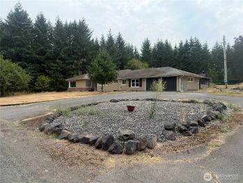 819 King Rd , Winlock, WA 98596