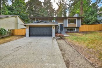 26567 222nd Avenue SE, Maple Valley, WA 98038