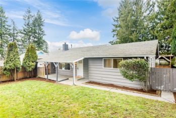 623 E 49th Street , Tacoma, WA 98404