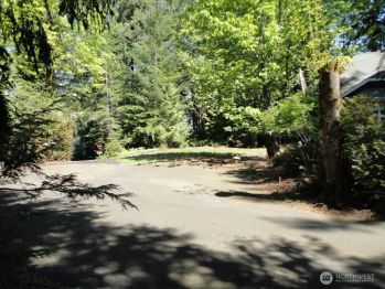 758 Promontory Road , Shelton, WA 98584