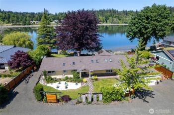 295 Bayview Road , Shelton, WA 98584