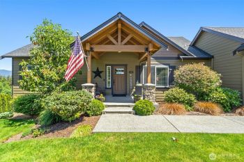 3923 203rd Avenue NE, Snohomish, WA 98290