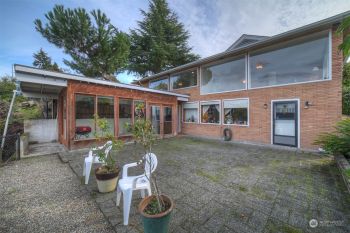 1010 Bridgeview Lane , Bremerton, WA 98337-1605