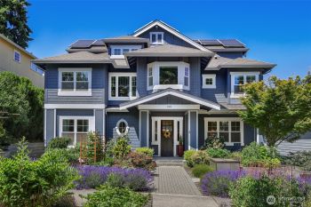 130 NE 64th Street , Seattle, WA 98115