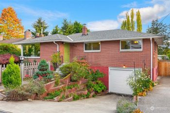 2155 N 161st Place , Shoreline, WA 98133