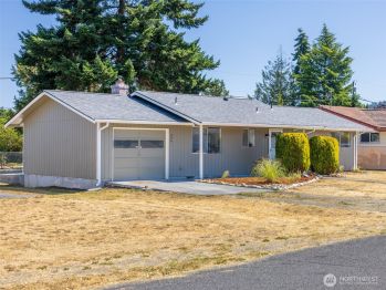 406 N Matriotti Avenue , Sequim, WA 98382