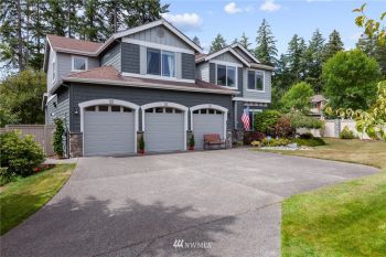 8838 Ellsworth Court NE, Lacey, WA 98516-3883